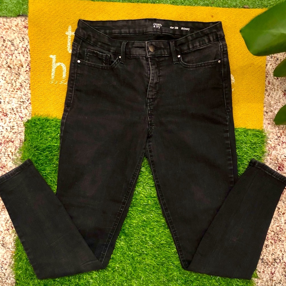 Crown & Ivy Skinny Jeans